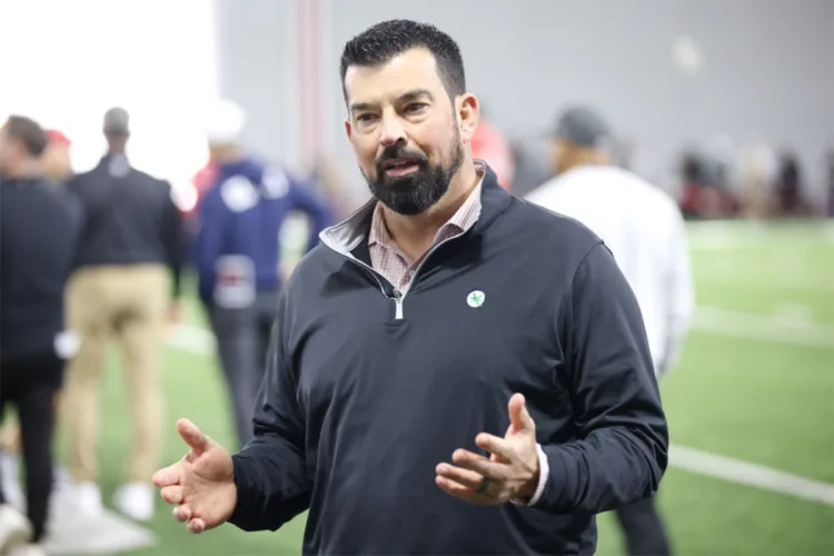 Day: O-line still a concern after first practice